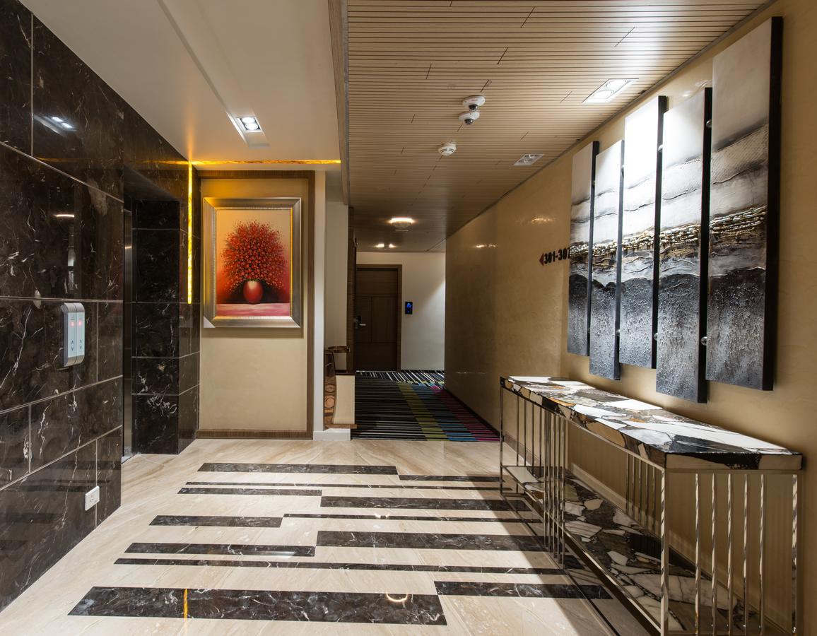 בהופאל Hotel Atishay מראה חיצוני תמונה