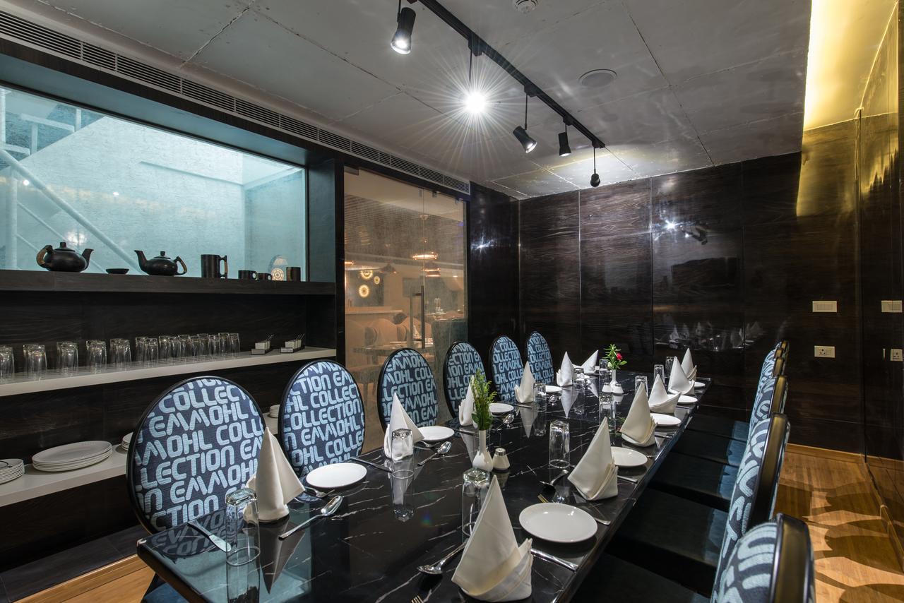 בהופאל Hotel Atishay מראה חיצוני תמונה